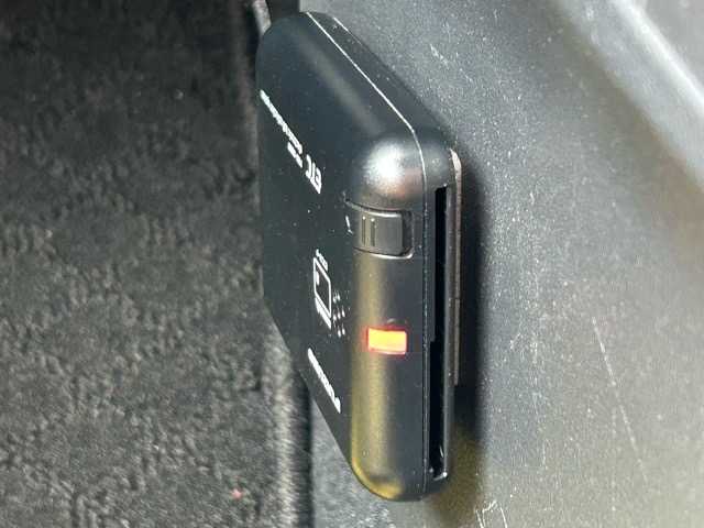 ダイハツ コペン セロ 千葉県 2017(平29)年 4.6万km ブリティッシュグリーンマイカ 社外ナビ/TV/Bluetooth/DVD/CD/ETC/バックカメラ/ドライブレコーダー/シートヒーター/盗難防止装置/横滑り防止装置/プッシュスタートボタン/革巻きハンドル/純正アルミホイール