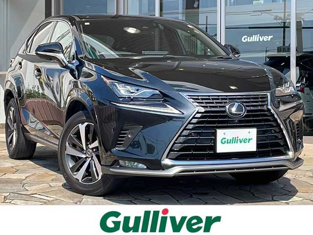 レクサス ＮＸ 300 スパイス&シック 静岡県 2020(令2)年 4.9万km グラファイトブラックガラスフレーク 安全機能/・プリクラッシュセーフティ/・レーダークルーズコントロール/・レーンキープアシスト/・ブラインドスポットモニター/純正メーカーナビ/・フルセグTV/・ラジオ/Bluetooth/MSV/ミラーキャスト/主要装備/・ムーンルーフ/・置くだけ充電/・レザーシート/・シートヒーター/・エアシート/・パワーバックドア/・パワーシート/・ハンドルヒーター/・パドルシフト/・ステアリングリモコン/・オートライト/・オートハイビーム/・オートホールド/・ドライブレコーダー/・アイドリングストップ/・プッシュスタート/・スマートキー