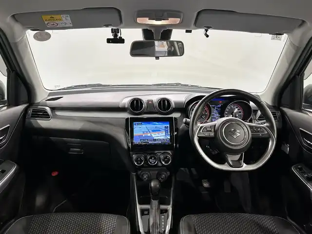 スズキ スイフト HYBRID RS 愛知県 2020(令2)年 5.5万km プレミアムシルバーメタリック ８インチナビ/アラウンドビューモニター/衝突軽減ブレーキ/レーダークルーズコントロール/車線離脱警報/シートヒーター/ドライブレコーダー/パドルシフト/アクセサリーソケット/ビルトインＥＴＣ/ＬＥＤヘッドライト/バックフォグランプ/純正フロアマット/純正16インチアルミホイール