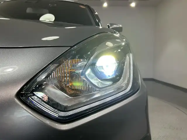 スズキ スイフト HYBRID RS 愛知県 2020(令2)年 5.5万km プレミアムシルバーメタリック ８インチナビ/アラウンドビューモニター/衝突軽減ブレーキ/レーダークルーズコントロール/車線離脱警報/シートヒーター/ドライブレコーダー/パドルシフト/アクセサリーソケット/ビルトインＥＴＣ/ＬＥＤヘッドライト/バックフォグランプ/純正フロアマット/純正16インチアルミホイール
