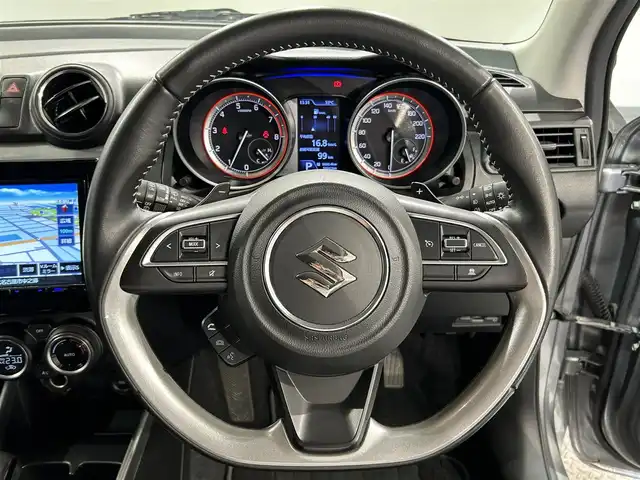 スズキ スイフト HYBRID RS 愛知県 2020(令2)年 5.5万km プレミアムシルバーメタリック ８インチナビ/アラウンドビューモニター/衝突軽減ブレーキ/レーダークルーズコントロール/車線離脱警報/シートヒーター/ドライブレコーダー/パドルシフト/アクセサリーソケット/ビルトインＥＴＣ/ＬＥＤヘッドライト/バックフォグランプ/純正フロアマット/純正16インチアルミホイール