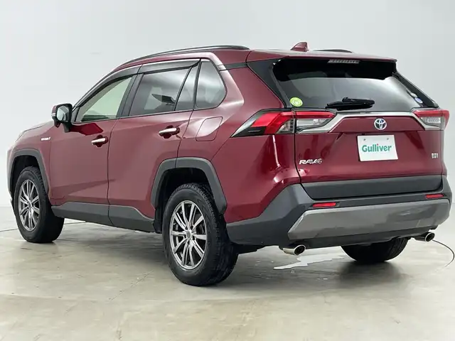 トヨタ ＲＡＶ４ ハイブリッドG 道央・札幌 2019(令1)年 5.2万km センシュアルレッドマイカ ・寒冷地仕様/・純正ナビ&CD&DVD&BT&HDMI&SD&USB/・パワーバックドア/・バックカメラ/・トヨタセーフティセンス/・プリクラッシュセーフティ/・レーダークルーズコントロール/・レーントレーシングアシスト/・レーンディパーチャーアラート/・ロードサインアシスト/・発信遅れ告知機能/・ブラインドスポットモニター/・クリアランスソナー/・D席メモリ付きパワーシート/・前席シートヒーター/・レザーシート/・ステアリングヒーター/・前後ドライブレコーダー/・ドアバイザー/・純正フロアマット/・LEDヘッドライト/・オートライト/・オートマチックハイビーム/・スマートキー/・スペアキー/・純正AW夏タイヤ積み込み