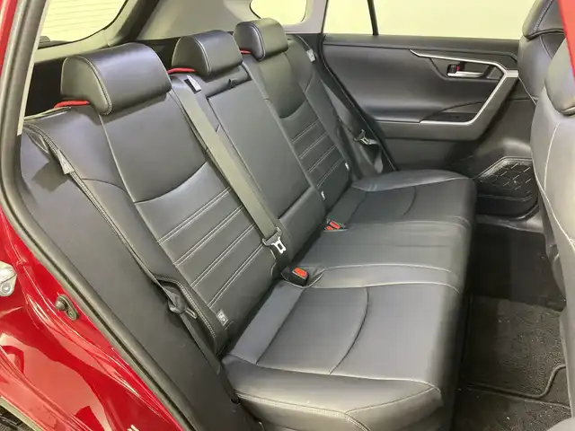 トヨタ ＲＡＶ４ ハイブリッドG 道央・札幌 2019(令1)年 5.2万km センシュアルレッドマイカ ・寒冷地仕様/・純正ナビ&CD&DVD&BT&HDMI&SD&USB/・パワーバックドア/・バックカメラ/・トヨタセーフティセンス/・プリクラッシュセーフティ/・レーダークルーズコントロール/・レーントレーシングアシスト/・レーンディパーチャーアラート/・ロードサインアシスト/・発信遅れ告知機能/・ブラインドスポットモニター/・クリアランスソナー/・D席メモリ付きパワーシート/・前席シートヒーター/・レザーシート/・ステアリングヒーター/・前後ドライブレコーダー/・ドアバイザー/・純正フロアマット/・LEDヘッドライト/・オートライト/・オートマチックハイビーム/・スマートキー/・スペアキー/・純正AW夏タイヤ積み込み