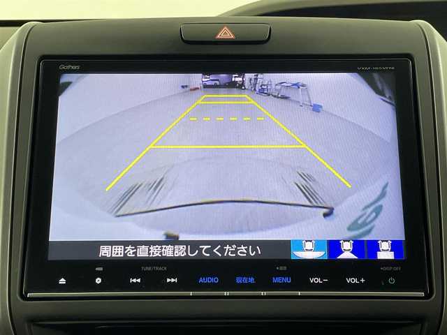 ホンダ フリード ハイブリット EX 埼玉県 2017(平29)年 3.4万km プラチナムホワイトパール ホンダセンシング/純正7インチメモリナビ(型式：VXM-185VFNi)/CD/DVD/Bluetooth/フルセグ/両側パワースライドドア/クルーズコントロール/バックカメラ/ビルトインETC/ドライブレコーダー/シートヒーター/純正15インチAW/純正フロアマット/プッシュスタート/スマートキー/スペアキー１本/取扱説明書