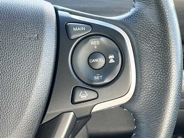 ホンダ フリード ハイブリット EX 石川県 2017(平29)年 3.4万km プラチナムホワイトパール 純正7インチメモリナビ(型式：VXM-185VFNi)/CD/DVD/Bluetooth/フルセグ/両側パワースライドドア/ビルトインETC/ドライブレコーダー/クルーズコントロール/バックカメラ/純正15インチAW/純正フロアマット/プッシュスタート/スマートキー/スペアキー１本