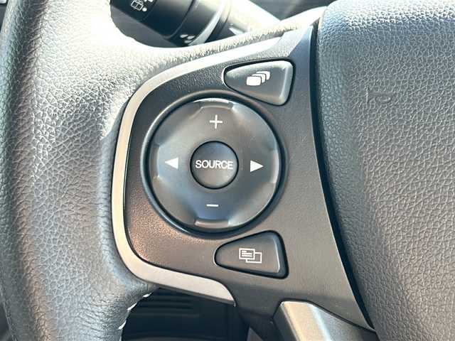 ホンダ フリード ハイブリット EX 石川県 2017(平29)年 3.4万km プラチナムホワイトパール 純正7インチメモリナビ(型式：VXM-185VFNi)/CD/DVD/Bluetooth/フルセグ/両側パワースライドドア/ビルトインETC/ドライブレコーダー/クルーズコントロール/バックカメラ/純正15インチAW/純正フロアマット/プッシュスタート/スマートキー/スペアキー１本