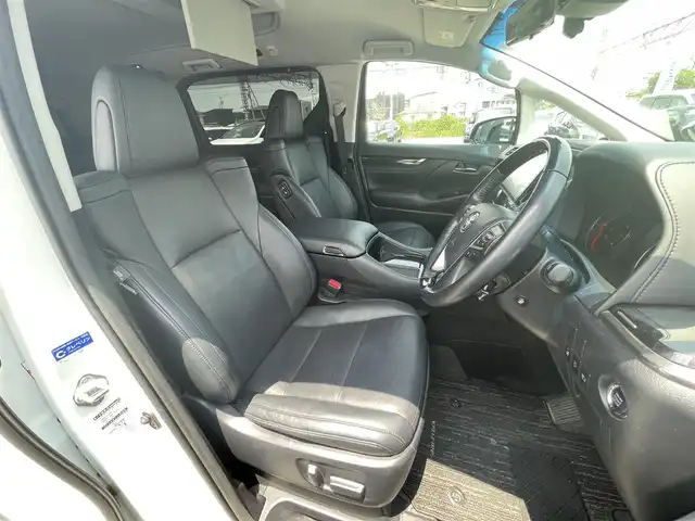 トヨタ ヴェルファイア Z Gエディション 滋賀県 2018(平30)年 7.8万km ホワイトパールクリスタルシャイン 禁煙車/モデリスタエアロ（フロント・サイド・リア）/モデリスタ20インチアルミ/純正10型ナビ/【Bluetooth/フルセグTV/SD/USB/HDMI】/フリップダウンモニター/デジタルインナーミラー/ドライブレコーダー/ビルトインETC/革シートセット/・革シート/・快適温熱シート（2列目シート）/・アクセサリーコンセント（4個）/・読書灯/トヨタセーフティセンス/・プリクラッシュセーフティ/・ロードサインアシスト/・レーントレーシングアシスト/・レーダークルーズコントロール/・オートマチックハイビーム/エグゼクティブパワーシート/パワーバックドア/両側パワースライドドア/LEDライト