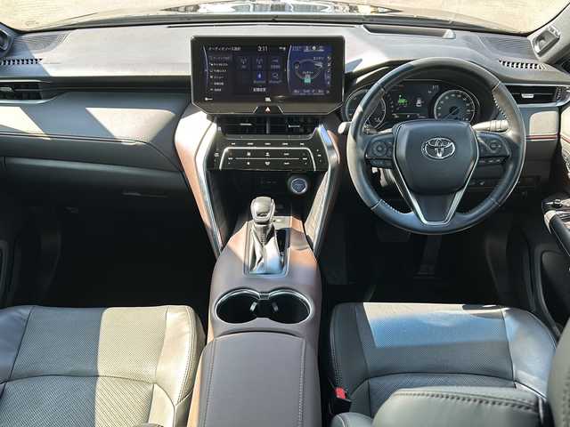 トヨタ ハリアー ハイブリッド Z レザーパッケージ 岡山県 2020(令2)年 7.4万km プレシャスブラックパール 純正12.3インチナビ/フルセグTV/(AM.FM.TV.BT)/JBLプレミアムサウンド/アラウンドビューモニター/バックカメラ/ETC2.0/ドライブレコーダー/クリアランスソナー/シートヒーター/エアシート/電動リアゲート/レーダークルーズコントロール/レーンキープアシスト/オートライト/オートマチックハイビーム/19インチ純正AW/純正フロアマット