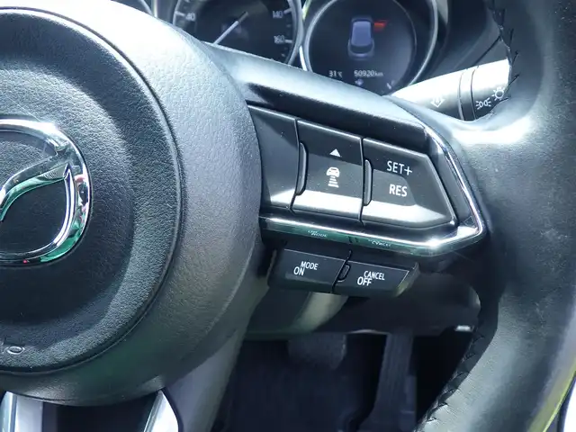 マツダ ＣＸ－８ XD プロアクティブ 千葉県 2022(令4)年 5.1万km スノーフレイクホワイトパールマイカ i-ACTIVSENSE/・スマートシティブレーキサポート/・ブラインドスポットモニタリング/・レーンキープ・アシスト・システム/アクティブ・ドライビング・ディスプレイ/パワーバックドア/前席パワーシート/シートヒーター/純正SDナビ/地デジTV/【Bluetooth接続】/【Apple CarPlay　Android Auto対応】/360°ビュー・モニター/革巻きステアリング/ステアリングヒーター/ステアリングスイッチ/ETC/LEDヘッドライト/ウインカーミラー/コーナーセンサー/純正19インチアルミホイル/サイド/カーテンエアバッグ/アドバンストキーレスエントリー