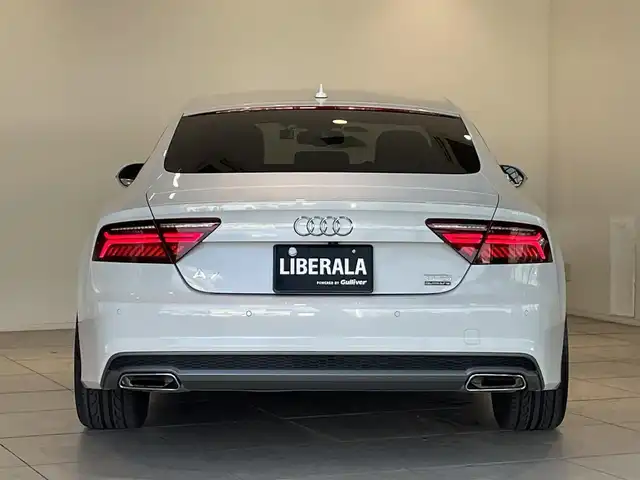 アウディ Ａ７ SB 3．0 TFSI クワトロ Sライン 愛知県 2017(平29)年 2.9万km グレイシアホワイトメタリック マトリクスＬＥＤ/ＭＭＩナビ　/Ｂｌｕｅｔｏｏｔｈ　/バックカメラ　/フルセグＴＶ　/ＡＣＣ　/ＬＫＡ　/ＢＳＭ　　/レザーシート　/シートヒーター　/ドライブレコーダー　/ＥＴＣ/パワーバックドア/プッシュスタート/ウィンカーミラー/アイドリングストップ