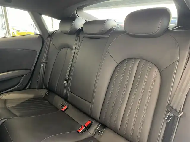 アウディ Ａ７ SB 3．0 TFSI クワトロ Sライン 愛知県 2017(平29)年 2.9万km グレイシアホワイトメタリック マトリクスＬＥＤ/ＭＭＩナビ　/Ｂｌｕｅｔｏｏｔｈ　/バックカメラ　/フルセグＴＶ　/ＡＣＣ　/ＬＫＡ　/ＢＳＭ　　/レザーシート　/シートヒーター　/ドライブレコーダー　/ＥＴＣ/パワーバックドア/プッシュスタート/ウィンカーミラー/アイドリングストップ
