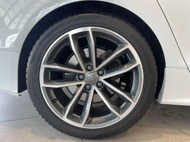 アウディ Ａ７ SB 3．0 TFSI クワトロ Sライン 愛知県 2017(平29)年 2.9万km グレイシアホワイトメタリック マトリクスＬＥＤ/ＭＭＩナビ　/Ｂｌｕｅｔｏｏｔｈ　/バックカメラ　/フルセグＴＶ　/ＡＣＣ　/ＬＫＡ　/ＢＳＭ　　/レザーシート　/シートヒーター　/ドライブレコーダー　/ＥＴＣ/パワーバックドア/プッシュスタート/ウィンカーミラー/アイドリングストップ