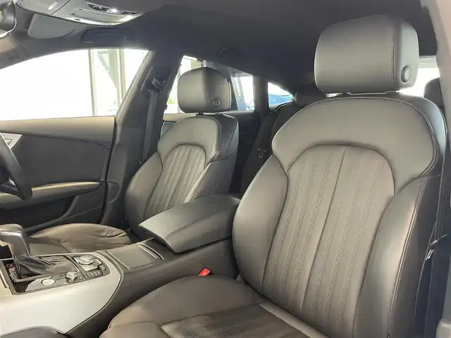 アウディ Ａ７ SB 3．0 TFSI クワトロ Sライン 愛知県 2017(平29)年 2.9万km グレイシアホワイトメタリック マトリクスＬＥＤ/ＭＭＩナビ　/Ｂｌｕｅｔｏｏｔｈ　/バックカメラ　/フルセグＴＶ　/ＡＣＣ　/ＬＫＡ　/ＢＳＭ　　/レザーシート　/シートヒーター　/ドライブレコーダー　/ＥＴＣ/パワーバックドア/プッシュスタート/ウィンカーミラー/アイドリングストップ