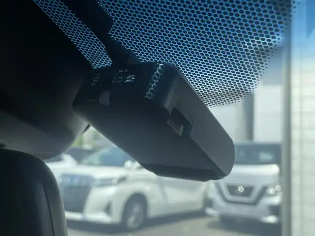 ホンダ ヴェゼル ハイブリッド Z ホンダセンシング 宮崎県 2018(平30)年 6.1万km クリスタルブラックパール 純正SDナビ（VXM-185VFEi)/ AM/FM/CD/DVD/BT/TV/バックカメラ/ホンダセンシング/ハーフレザーシート/D・N席シートヒーター/レーダークルーズコントロール/パドルシフト/オートライト/フォグランプ/純正ドライブレコーダー/ETC車載器/カーテンエアバック/ルーフレール/純正17インチアルミ/ABS/横滑り防止装置/スマートキー/プッシュスタート