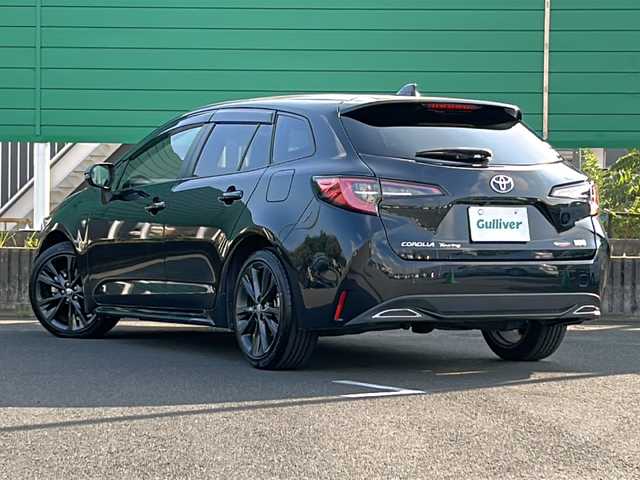 トヨタ カローラツーリング ハイブリッド ダブルバイビー 茨城県 2020(令2)年 5.9万km ブラックマイカ 純正9インチナビ/バックモニター/ステアリングヒーター/シートヒーター/クルーズコントロール/LEDヘッドライト/オートライト/オートマチックハイビーム/純正17インチアルミホイール/純正フロアマット/AAC/コーナーセンサー/スマートキー/ETC/横滑り防止装置/レーンキープアシスト/盗難防止装置/エアバック/衝突被害軽減システム