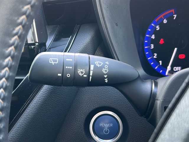 トヨタ カローラツーリング ハイブリッド ダブルバイビー 茨城県 2020(令2)年 5.9万km ブラックマイカ 純正9インチナビ/バックモニター/ステアリングヒーター/シートヒーター/クルーズコントロール/LEDヘッドライト/オートライト/オートマチックハイビーム/純正17インチアルミホイール/純正フロアマット/AAC/コーナーセンサー/スマートキー/ETC/横滑り防止装置/レーンキープアシスト/盗難防止装置/エアバック/衝突被害軽減システム