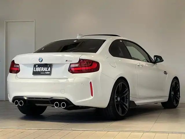 ＢＭＷ Ｍ２ 愛知県 2016(平28)年 4.9万km アルピンホワイトⅢ サンルーフ　/ハーマンカードンサウンド　/レザーシート　/シートヒーター　/純正ナビ　/Ｂｌｕｅｔｏｏｔｈ　/バックカメラ　/ＣＤ／ＤＶＤ　/インテリジェントセーフティー　/クルーズコントロール　/ＬＫＡ　/ＥＴＣ/プッシュスタート/ウィンカーミラー/アイドリングストップ/HID