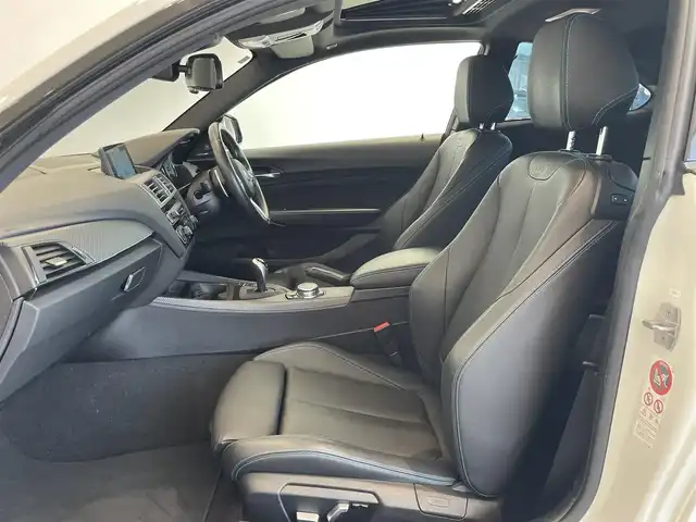 ＢＭＷ Ｍ２ 愛知県 2016(平28)年 4.9万km アルピンホワイトⅢ サンルーフ　/ハーマンカードンサウンド　/レザーシート　/シートヒーター　/純正ナビ　/Ｂｌｕｅｔｏｏｔｈ　/バックカメラ　/ＣＤ／ＤＶＤ　/インテリジェントセーフティー　/クルーズコントロール　/ＬＫＡ　/ＥＴＣ/プッシュスタート/ウィンカーミラー/アイドリングストップ/HID