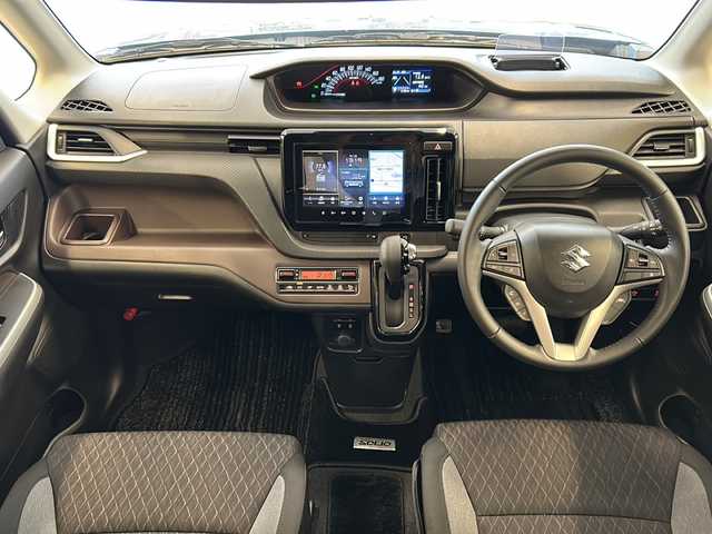 スズキ ソリオ バンディット HV MV 岐阜県 2023(令5)年 0.7万km 黒 純正９型ナビゲーション/全方位カメラ/Bluetooth/フルセグ/CD/DVD/両側電動スライドドア/デュアルカメラブレーキサポート/追従クルーズコントロール/車線逸脱防止/ヘッドアップディスプレイ/前席シートヒーター/プッシュスタート/スマートキー/スペアキー/LEDヘッドライト/オートライト/ETC/アイドリングストップ/クリアランスソナー/電動格納ミラー