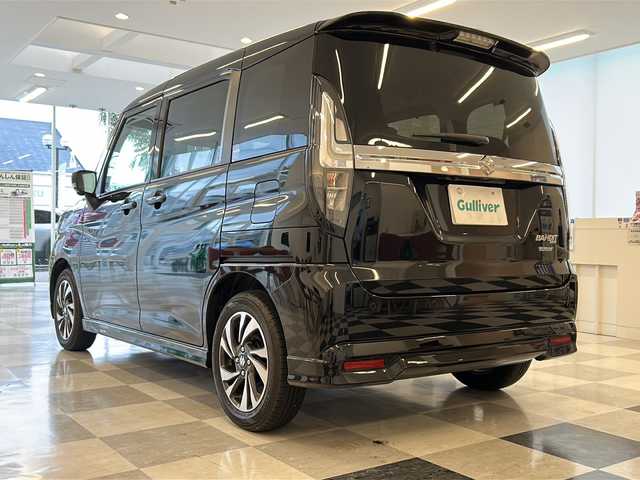 スズキ ソリオ バンディット HV MV 岐阜県 2023(令5)年 0.7万km 黒 純正９型ナビゲーション/全方位カメラ/Bluetooth/フルセグ/CD/DVD/両側電動スライドドア/デュアルカメラブレーキサポート/追従クルーズコントロール/車線逸脱防止/ヘッドアップディスプレイ/前席シートヒーター/プッシュスタート/スマートキー/スペアキー/LEDヘッドライト/オートライト/ETC/アイドリングストップ/クリアランスソナー/電動格納ミラー