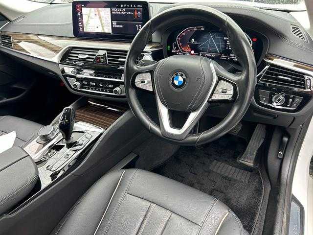 ＢＭＷ ＢＭＷ ５２３ｄ ツーリングxDrive ラグジュアリー EDジョイ+ 埼玉県 2020(令2)年 6.4万km ミネラルホワイト 黒革シート/ＨＵＤ/インテリジェントセーフティ/ＡＣＣ/シートヒーター/パワーシート/ＬＫＡ/純正HDDナビ/(Bluetooth/USB/フルセグ)/３６０度カメラ/パワーバックドア/ＬＥＤヘッドライト/ＥＴＣ