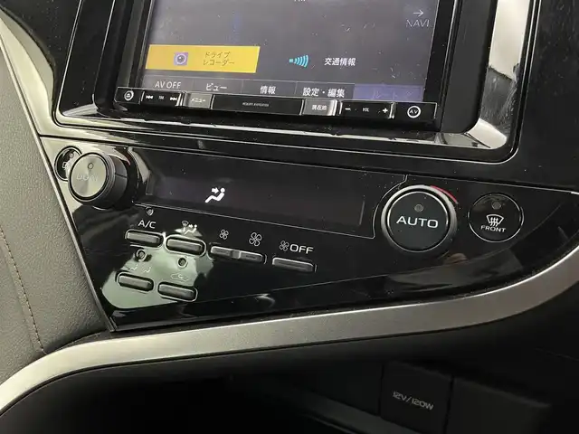 トヨタ カムリ G 群馬県 2018(平30)年 2.9万km プラチナホワイトパールマイカ カロッツェリア７インチナビ/・AM/FM/CD/DVD/SD/バックカメラ/トヨタセーフティセンス/・プリクラッシュセーフティ/・レーンディパーチャーアラート（ステアリング制御付）/・オートマチックハイビーム/・レーダークルーズコントロール（全車速追従機能付）/LEDヘッドランプ/LEDフォグランプ/電動パーキングブレーキ/オートブレーキホールド/ETC/プッシュスタート/スマートキー/社外フロアマット/純正１７インチアルミホイール/アイドリングストップ/パワーシート（D席）