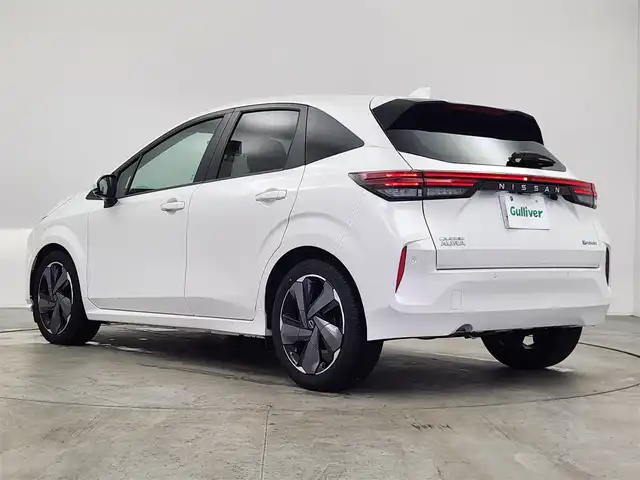 日産 オーラ G レザーエディション 愛知県 2023(令5)年 4.4万km ピュアホワイトパール BOSEサウンド/メーカーオプションナビ/・フルセグTV/Bluetooth/CarPlay/HDMI/アラウンドビューモニター/プロパイロット/ブラックレザーシート/シートヒーター/ステアリングヒーター/ワイアレス充電/ETC2.0/ドライブレコーダー/デジタルインナーミラー/ブラインドスポットモニター/衝突軽減ブレーキ/オートマチックハイビームアシスト/LEDヘッドライト