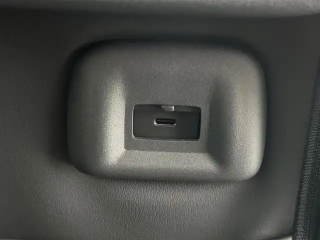 日産 セレナ e－パワー ハイウェイスター V 大阪府 2025(令7)年 0.1千km ブリリアントホワイトパール e-power/プロパイロット/インテリジェントクルーズ/　・車線逸脱/　・側方支援/　・後方支援/　・踏み間違い防止/　・ふらつき警報/純正１２．３ディスプレイオーディオ/　Bluetooth/フルセグ/FM/AM/純正フリップダウンモニター/デジタルインナーミラー/バック・フロント・サイド・全方位カメラ/ビルトインETC2.0/両側パワースライド/ワイヤレス充電器/純正15インチアルミ