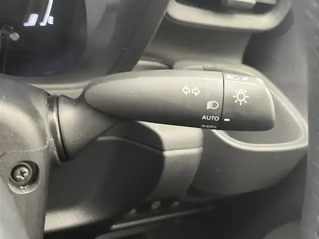 トヨタ シエンタ ハイブリッド Z 滋賀県 2023(令5)年 1.8万km ブラックM/グレーイッシュグリーンM 純正8インチナビ/・フルセグTV/・Bluetooth/・applecarplay/・androidAuto/全方位カメラ/前後ドライブレコーダー/ブラインドスポットモニター/ETC2.0/シートヒーター/ステアリングヒーター/両側パワースライドドア/AC100V/LEDヘッドライト/スペアキー