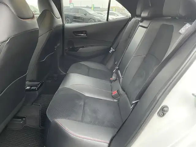 トヨタ ＧＲカローラ RZ 東京都 2024(令6)年 0.2万km プラチナホワイトパールマイカ 304馬力/カーボンルーフ/純正ディスプレイオーディオ/フルセグTV/Bluetooth/AppleCarplay/androidauto/バックカメラ/セーフティセンス/プリクラッシュセーフティ/レーントレーシングアシスト/オートハイビーム/ヘッドアップディスプレイ/ブラインドスポットアシスト/レーダークルーズコントロール/ハーフレザーシート/ビルトインETC2.0