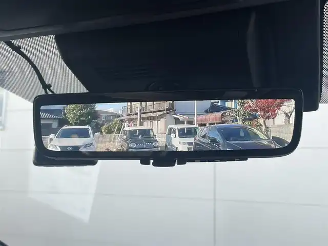 トヨタ アルファード Z 茨城県 2023(令5)年 0.9万km プラチナホワイトパールマイカ 禁煙車/トヨタセーフティーセンス/・プリクラッシュセーフティ/・レーントレーシングアシスト/・レーンディパーチャーアラート/・ロードサインアシスト/・レーダークルーズコントロール/・オートマチックハイビーム/左右独立ムーンルーフ/両側パワースライドドア/純正12.3インチナビ/・フルセグTV/Bluetooth/MiraCast/・バックカメラ/・パノラミックビューモニター/純正フリップダウンモニター/デジタルインナーミラー/ブラインドスポットモニター/メモリ式パワーシート/快適温熱シート/ベンチレーション/ステアリングヒーター/オットマン/ビルトインETC2.0/ワイヤレス充電/左右独立エアコン/電動パーキング/オートブレーキホールド/パワーバックドア/純正18インチアルミホイール/LED三眼オートヘッドライト/シーケンシャルウィンカー/プッシュスタート/スマートキー