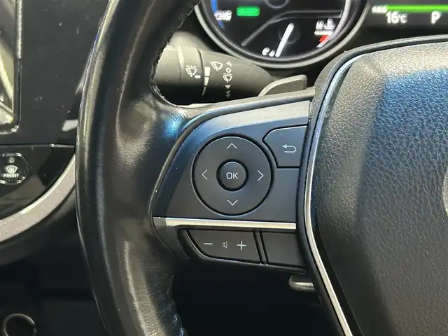 トヨタ カムリ WS 岐阜県 2018(平30)年 6.3万km プラチナホワイトパールマイカ ＫＥＮＷＯＯＤ製ドライブレコーダー対応ナビ/／フルセグ・ＢＴ・ＣＤ・ＤＶＤ　/トヨタセーフティセンス/電動リアゲート/パワーシート/前後クリアランスソナー　/電動パーキング・ブレーキホールド　/革巻きステアリング　/純正アルミホイール　/純正LEDヘッドライト/純正フロアマット/ハーフレザーシート/パドルシフト