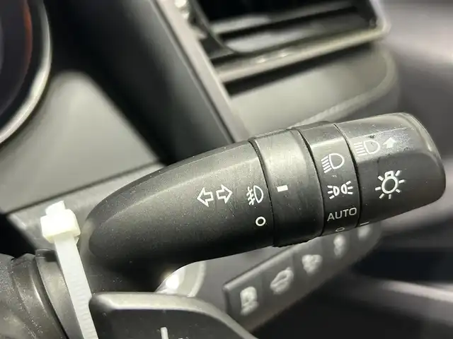 トヨタ カムリ WS 岐阜県 2018(平30)年 6.3万km プラチナホワイトパールマイカ ＫＥＮＷＯＯＤ製ドライブレコーダー対応ナビ/／フルセグ・ＢＴ・ＣＤ・ＤＶＤ　/トヨタセーフティセンス/電動リアゲート/パワーシート/前後クリアランスソナー　/電動パーキング・ブレーキホールド　/革巻きステアリング　/純正アルミホイール　/純正LEDヘッドライト/純正フロアマット/ハーフレザーシート/パドルシフト