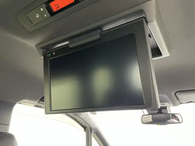 トヨタ エスクァイア Gi プレミアムパッケージ ブラックテーラード 岡山県 2021(令3)年 5.9万km スパークリングブラックパールクリスタルシャイン 純正9インチSDナビ【NSZT-Y68T】/(CD/DVD/BT/フルセグ)/純正12インチフリップダウンモニター/バックカメラ/ビルトインETC/両側パワースライドドア/トヨタセーフティセンス/・衝突軽減ブレーキ/・先行車発信通知/・横滑り防止装置/・レーンキープアシスト/・オートハイビーム/前後コーナーセンサー/クルーズコントロール/ハーフレザーシート/D/N席シートヒーター/LEDヘッドライト/スマートキー/プッシュスタート/ステアリングヒーター