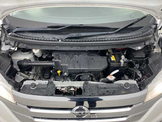 日産 デイズ ハイウェイスターX 道央・札幌 2014(平26)年 7.1万km ホワイトパール ・4WD/・寒冷地仕様/・純正ナビ&CD&USB&AUX&TV/・バックカメラ/・アイドリングストップ/・ドアミラーヒーター/・電動格納ミラー