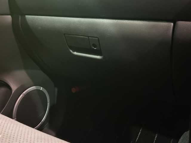 スズキ エスクード 2．7 ヘリーハンセンリミテッド 東京都 2007(平19)年 0.8万km キャッツアイブルーメタリック ワンオーナー/フルタイム４WD/サンルーフ/社外オーディオ/シートヒーター/社外１７インチアルミホイール/純正フロアマット/TERZOルーフキャリア/HELLY　HANSENラケッジマット/ドアバイザー/電動格納ミラー/保証書/取扱説明書