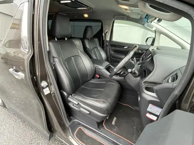 トヨタ アルファード S 千葉県 2019(平31)年 3.5万km グラファイトM トヨタセーフティセンス/・衝突軽減ブレーキ/レーンキープアシスト/・レーダークルーズコントロール/オートハイビーム/・クリアランスソナー/アルパインフリップダウンモニター/アルパイン11インチナビ(EX11Z)/・フルセグ/BT/DVD/CD/MSV/バックカメラ/ステアリングスイッチ/MTモード/ETC/両側パワースライドドア/電動パーキングブレーキ/ブレーキホールド/LEDヘッドライト/オートライト/フォグライト/アクシス車高調/シックスセンス4本出しマフラー/フロントリップスポイラー/スマートキー/プッシュスタート/社外フロアマット/純正18インチAW