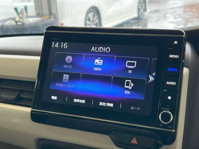 ホンダ Ｎ ＢＯＸ G L ターボ ホンダセンシング 秋田県 2020(令2)年 5.1万km ブリティッシュグリーンP 4WD/両側パワースライドドア/衝突被害軽減システム/LEDヘッドライト/純正メモリナビ(CD/BT/AM/FM/USB)/バックカメラ/スマートキー/アイドリングストップ/プッシュスタート/クルーズコントロール追従走行有/ステアリングスイッチ/前席シートヒーター/ビルトインETC/純正フロアマット/オートライト/オートマチックハイビーム/オートエアコン/パワーステアリング/パワーウィンドウ/パドルシフト/横滑り防止/盗難防止装置/寒冷地仕様/電動格納ウィンカーミラー/保証書/取扱説明書/記録簿/スペアキー×1