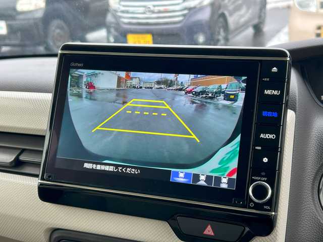 ホンダ Ｎ ＢＯＸ G L ターボ ホンダセンシング 秋田県 2020(令2)年 5.1万km ブリティッシュグリーンP 4WD/両側パワースライドドア/衝突被害軽減システム/LEDヘッドライト/純正メモリナビ(CD/BT/AM/FM/USB)/バックカメラ/スマートキー/アイドリングストップ/プッシュスタート/クルーズコントロール追従走行有/ステアリングスイッチ/前席シートヒーター/ビルトインETC/純正フロアマット/オートライト/オートマチックハイビーム/オートエアコン/パワーステアリング/パワーウィンドウ/パドルシフト/横滑り防止/盗難防止装置/寒冷地仕様/電動格納ウィンカーミラー/保証書/取扱説明書/記録簿/スペアキー×1