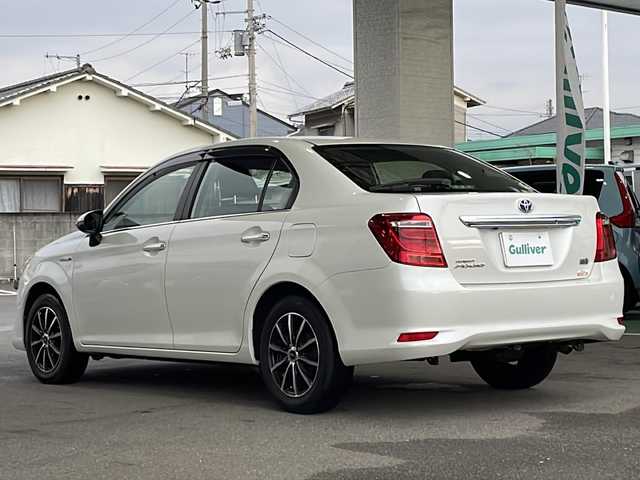トヨタ カローラ アクシオ ハイブリッドG 愛媛県 2016(平28)年 8.9万km ホワイトパールクリスタルシャイン 純正ナビ/・ワンセグ/CD/BT/バックカメラ/プリクラッシュセーフティ/レーンキープアシスト/オートハイビーム/ステアリングスイッチ/オートライト/ウィンカーミラー/リモコンキー/電格ミラー