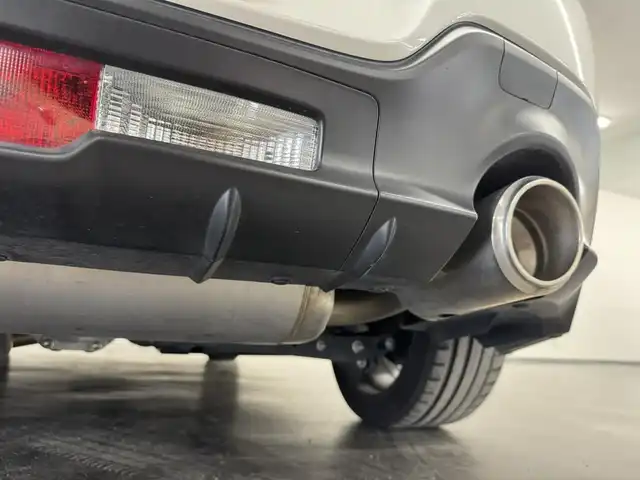 トヨタ ＧＲ８６ RZ 三重県 2022(令4)年 3.2万km クリスタルホワイトパール プレミアムガソリン/FR/6F/トヨタ純正 9インチナビ NSZT-Y68T/（FM/AM/CD/DVD/SD/SDREC/Bluetooth/TV）/安全/・後側方警戒支援システム［BSD］/・リヤクロストラフィックアラート［RCTA］/・VSC（横滑り防止機能）/・EBD付ABS/・SRS サイド＆カーテンシールドエアバッグ/装備/・ステアリング連動ヘッドライト［SRH］/・左右独立温度独立調整オートエアコン/・定速クルーズコントロール/・ステアリングスイッチ/・オートライト/・LEDヘッドライト/・リヤフォグライト/・充電用USBジャックx2/・走行制御モード（スポーツ/スノー）/・TRACKモード/・プッシュスタート/・スマートキーx2/・BOXERメーター（7インチカラー×液晶メーター）/・純正18inAW/・保/取/ナビ取/など