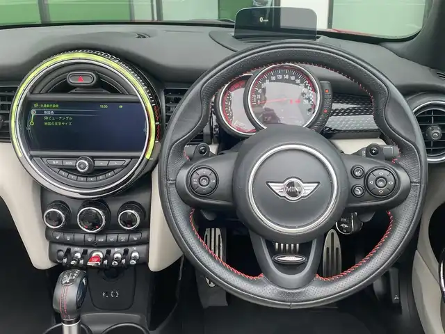 ＭＩＮＩ ミニ ジョンクーパーワークス コンバチ 香川県 2017(平29)年 3.9万km 赤Ⅱ 純正ナビ/→AM/FM/Bluetooth/ETC/バックカメラ/シートヒーター/LEDヘッドライト/ヘッドアップディスプレイ/レザーシート/アイドリングストップ/コーナーセンサー/ステアリングスイッチ/パドルシフト/革巻きステアリング/スマートキー/スペアキー×1/純正17インチアルミホイール