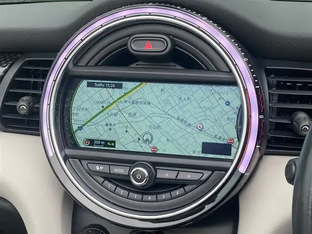 ＭＩＮＩ ミニ ジョンクーパーワークス コンバチ 香川県 2017(平29)年 3.9万km 赤Ⅱ 純正ナビ/→AM/FM/Bluetooth/ETC/バックカメラ/シートヒーター/LEDヘッドライト/ヘッドアップディスプレイ/レザーシート/アイドリングストップ/コーナーセンサー/ステアリングスイッチ/パドルシフト/革巻きステアリング/スマートキー/スペアキー×1/純正17インチアルミホイール