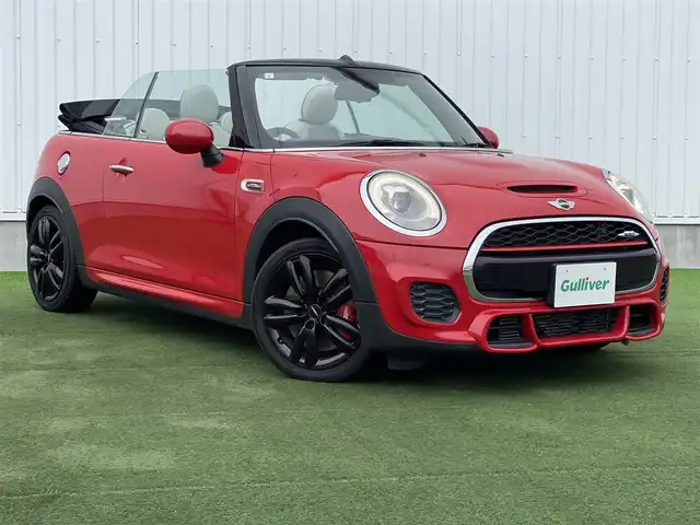 ＭＩＮＩ ミニ ジョンクーパーワークス コンバチ 香川県 2017(平29)年 3.9万km 赤Ⅱ 純正ナビ/→AM/FM/Bluetooth/ETC/バックカメラ/シートヒーター/LEDヘッドライト/ヘッドアップディスプレイ/レザーシート/アイドリングストップ/コーナーセンサー/ステアリングスイッチ/パドルシフト/革巻きステアリング/スマートキー/スペアキー×1/純正17インチアルミホイール