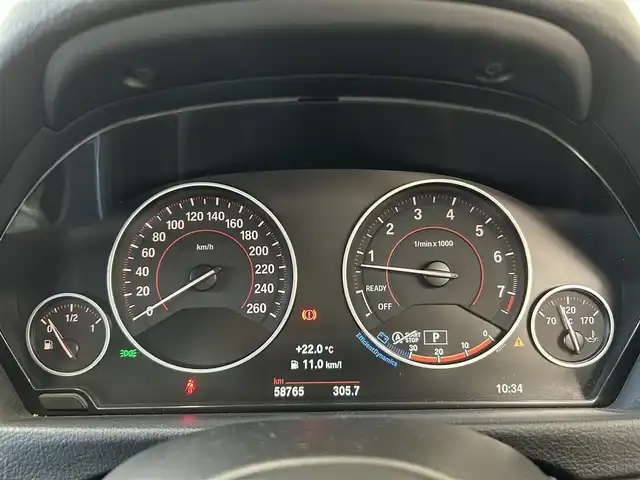ＢＭＷ ３２０ｉ ツーリング Mスポーツ 東京都 2016(平28)年 5.9万km 白 純正メーカーナビ/(Bluetooth／CD／DVD／USB)/オートエアコン/ドライブレコーダー/アクティブクルーズコントロール/プッシュスタート/パドルシフト/運転席メモリーシート/運転席、助手席パワーシート/純正19インチアルミホイール/コーナーセンサー/W＋サイド＆ABS/電動格納ミラー/アイドリングストップ/プライバシーガラス/スポーツモード/ISOFIX/LEDヘッドライト/フロントフォグ/リアフォグ/革巻きステアリング/LKA/横滑り防止装置/取扱説明書/記録簿（R4.5/R6.5）