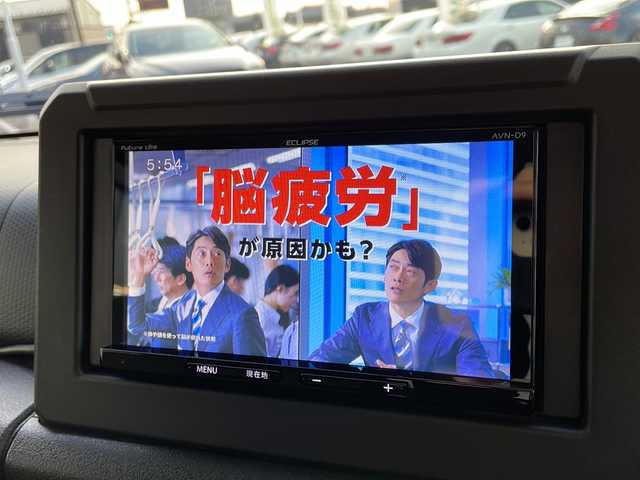 スズキ ジムニー XL 新潟県 2018(平30)年 2.4万km スペリアホワイト 4WD/5速MT/社外SDナビ/(AVN-D9)/(フルセグTV/Bluetooth/CD/DVD/USB)/バックカメラ/横滑り防止装置/盗難防止装置/ダウンヒルアシストコントロール/Ｄ＋Ｎ席シートヒーター/ETC/前方ドライブレコーダー/ラダー/社外マフラー(純正マフラー車載)/社外サイドマーカー/チューンアップトゥイーター/スペアキー1本