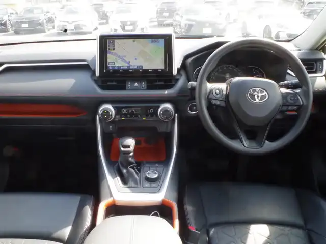 トヨタ ＲＡＶ４ アドベンチャー 千葉県 2019(令1)年 4.7万km アティチュードブラックマイカ 235/55R19/Toyota Safety Sense/・プリクラッシュセーフティ/・レーンディパーチャーアラート/・オートハイビーム/・レーダークルーズコントロール/9インチ純正SDナビ/地デジTV/【DVD/CD再生機能　Bluetooth接続】/バックカメラ/ドライブレコーダー/運転席パワーシート/ETC/LEDヘッドライト/フォグライト/ウインカーミラー/純正19インチアルミホイル/サイド/カーテンエアバッグ/スマートキー