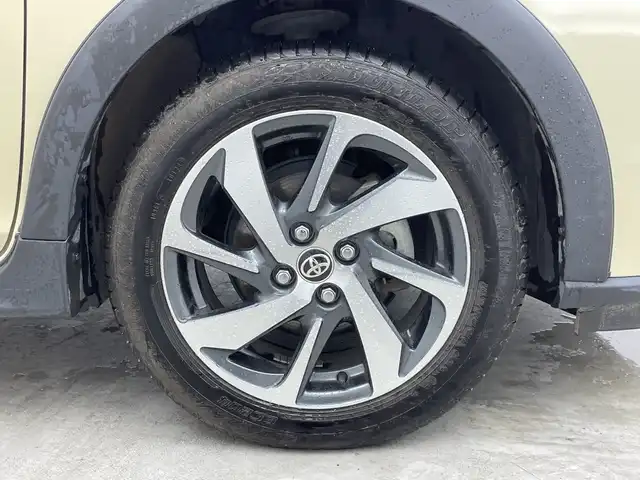 トヨタ アクア クロスオーバー 三重県 2020(令2)年 5.5万km ベージュ 純正SDナビ/バックカメラ/トヨタセーフティーセンス /プリクラッシュセーフティ/LDW/前後クリアランスソナー /AHB/オートライト/LEDジェッドライト/フォグランプ/ルーフレール /純正ビルトインETC/オートエアコン/シートヒーター /ハーフレザーシート /革巻きステアリング/ステアリングスイッチ /スマートキー/プッシュスタート