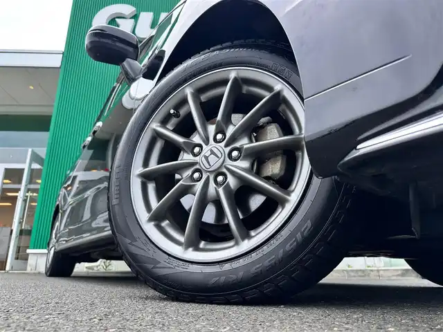 ホンダ オデッセイ ハイブリッド アブソルートセンシングEXパック 宮城県 2016(平28)年 8.6万km クリスタルブラックパール Hondaインターナビ/・CD/DVD/・Bluetooth/・フルセグTV/＋リンクアップフリー＋ETC車載器（ナビ連動）/マルチビューカメラシステム＋スマートパーキングアシストシステム/＝＝＝/ホンダセンシング/●衝突軽減ブレーキ 〈CMBS〉/●歩行者事故低減ステアリング/●ACC 〈アダプティブ・クルーズ・コントロール〉/●LKAS 〈車線維持支援システム〉/●路外逸脱抑制機能/●誤発進抑制機能/●先行車発進お知らせ機能/●標識認識機能/ブラインドスポットインフォメーション/コンフォートビューパッケージ/AC電源1500W/純正フリップダウンモニター/両側パワースライドドア/ハーフレザーシート/運転席パワーシート/2列目プレミアムクルードルシート/革巻きステアリング/LEDヘッドランプ/アクティブコーナリングライト/オートライト/スマートキー＆プッシュスタート/センターコンソールボックス/大型アームレスト/3ゾーンコントロールエアコン/電動格納ミラー/17インチAW/純正フロアマット/ドアバイザー