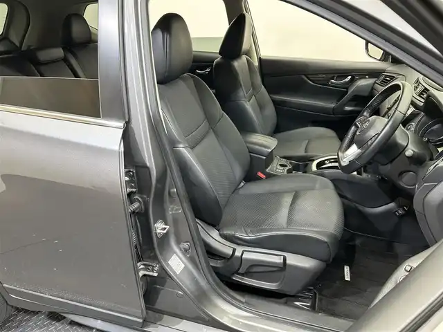 日産 エクストレイル 20Xi 愛媛県 2020(令2)年 4.1万km ダークメタルグレー ・プロパイロット/・エマージェンシーブレーキ/・純正9インチナビゲーション/・Bluetooth/フルセグテレビ/DVD/・アラウンドビューモニター/・カプロンハーフシート/・シートヒーター/・ドライブレコーダー/・ETC/・LEDヘッドライト/・スマートキー